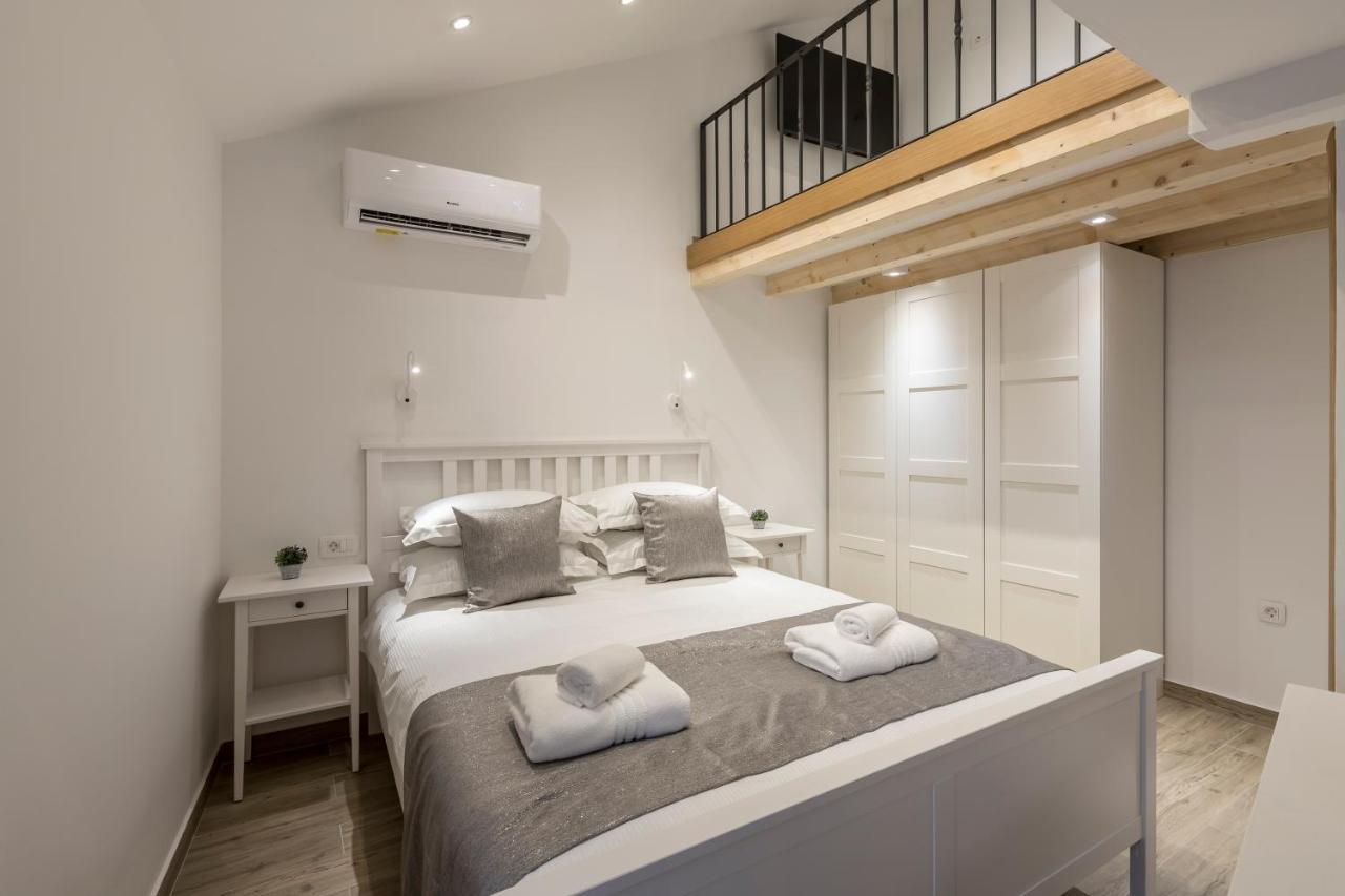 Cosmijeva Luxury Rooms Сплит Екстериор снимка